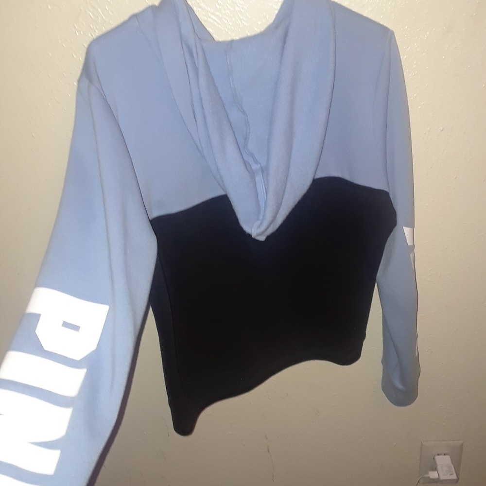 BLUE sweater by PINK